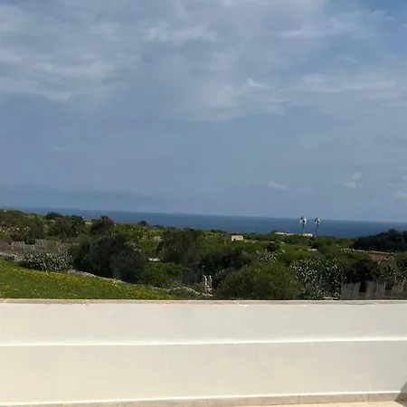 Apartman Brand New 3-level Sea View Near
