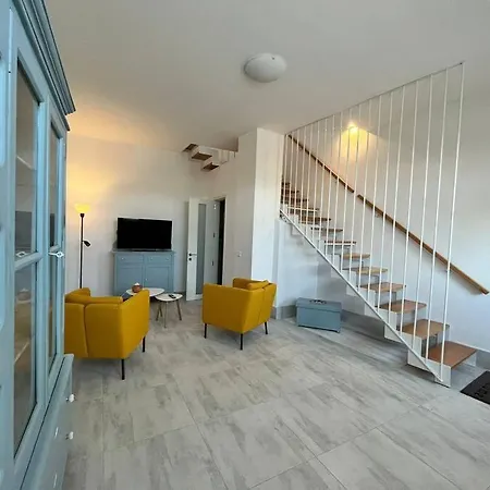 Brand New 3-level Sea View Near Il-Pergla