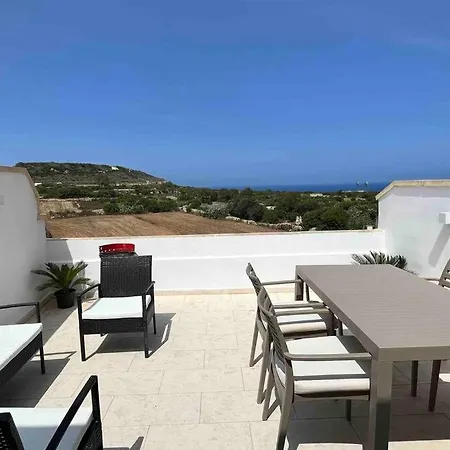 Brand New 3-level Sea View Near Apartman *