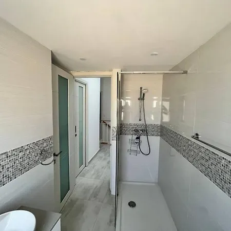 Apartamento Brand New 3-level Sea View Near